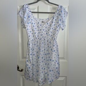 Hollister White and Blue ShortSleeve Mini Floral Dress Large